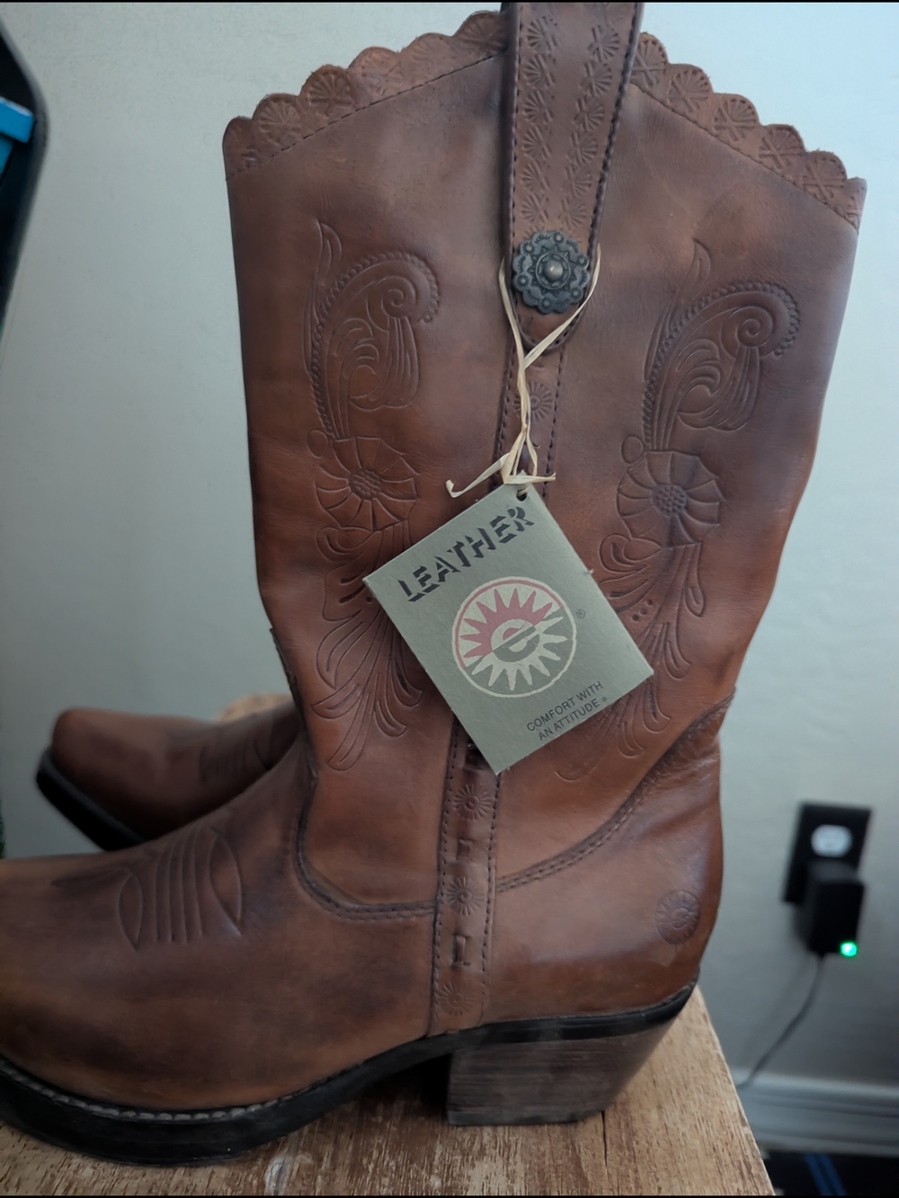 IRIS Leather Upper Ankle Boot - Brown